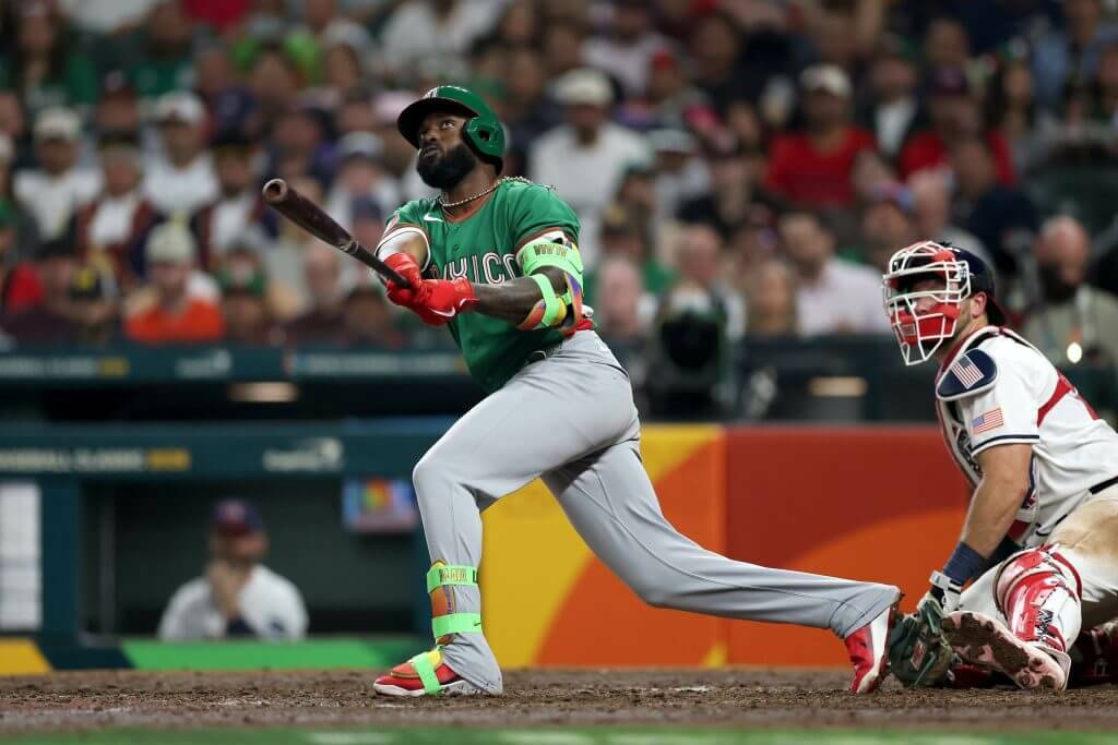 M's Raleigh and Arozarena moment causes Baseball Classic stir