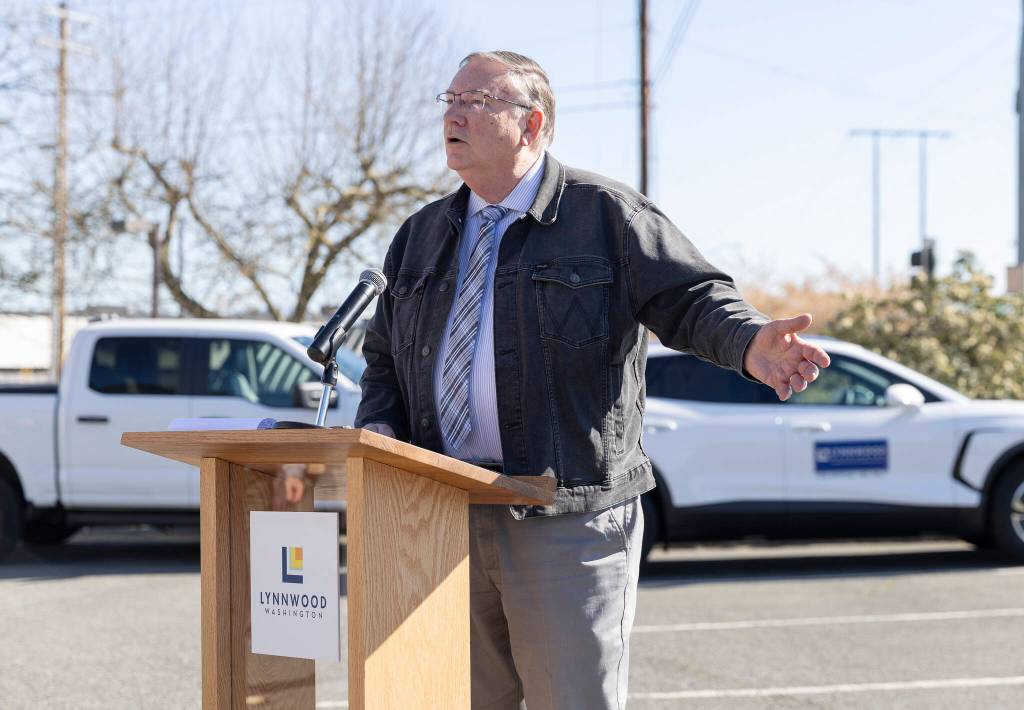 Lynnwood Mayor George Hurst speaks at a groundbreaking event for the Poplar Way Bridge project on Wednesday, April 8, 2026, in Lynnwood, Washington. (Olivia Vanni / The Herald)
