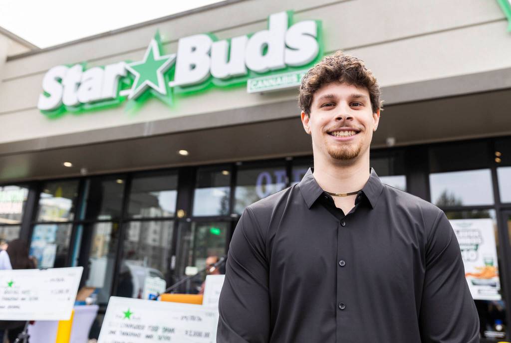 Retail cannabis buds in Lynnwood after city lifts ban