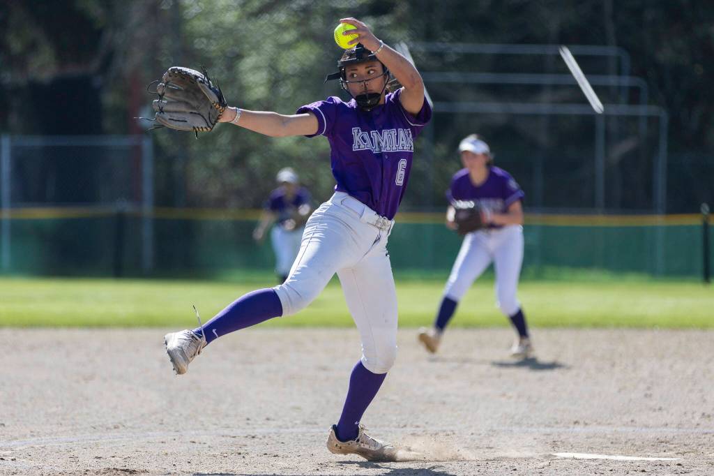 Kamiaks Synclair Mawudeku pitches during the game against Jackson on Monday, April 20, 2026 in Mill Creek, Washington. (Olivia Vanni / The Herald)
