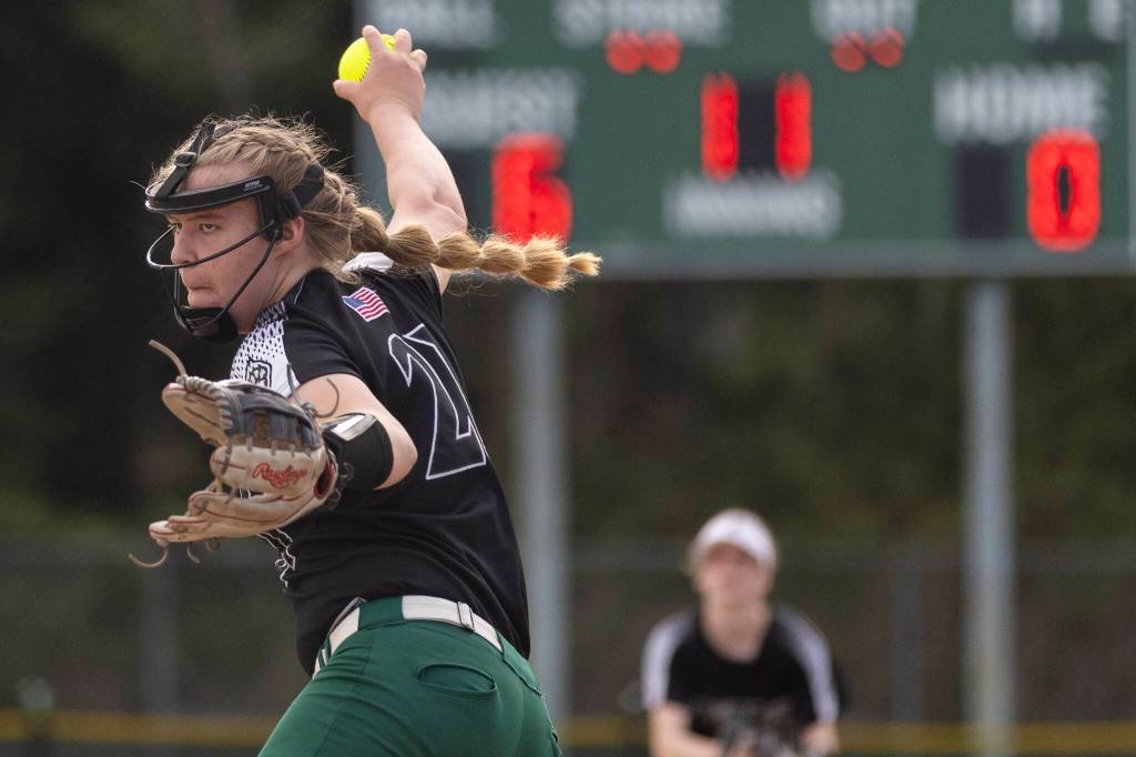 Jacksons Clara Dorgan pitches during the game against Kamiak on Monday, April 20, 2026 in Mill Creek, Washington. (Olivia Vanni / The Herald)