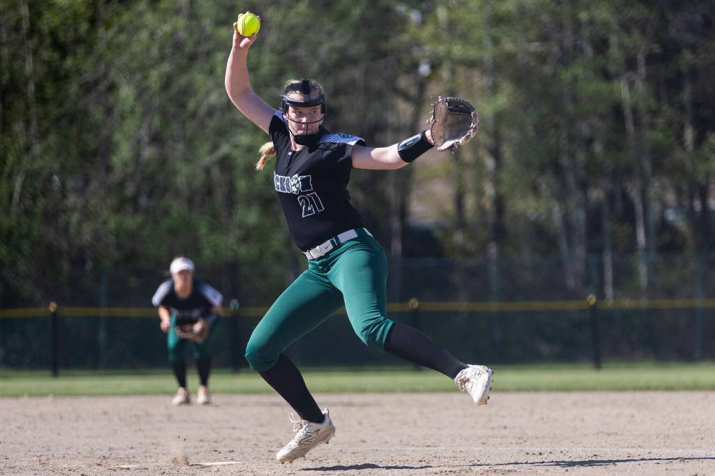 Jacksons Clara Dorgan pitches during the game against Kamiak on Monday, April 20, 2026 in Mill Creek, Washington. (Olivia Vanni / The Herald)