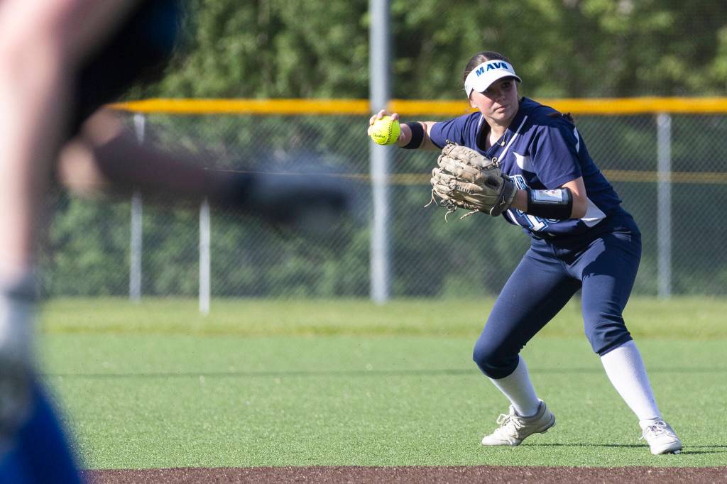 Meadowdales Madison Mitchell fields the ball during the game against Shorewood on Thursday, April 30, 2026 in Lynnwood, Washington. (Olivia Vanni / The Herald)