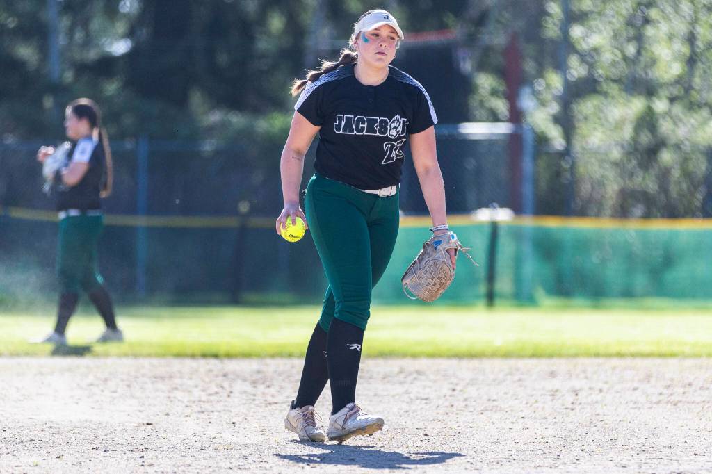 Aliana Langsea warms up before a game against Kamiak on Monday, April 20, 2026 in Mill Creek, Washington. (Olivia Vanni / The Herald)