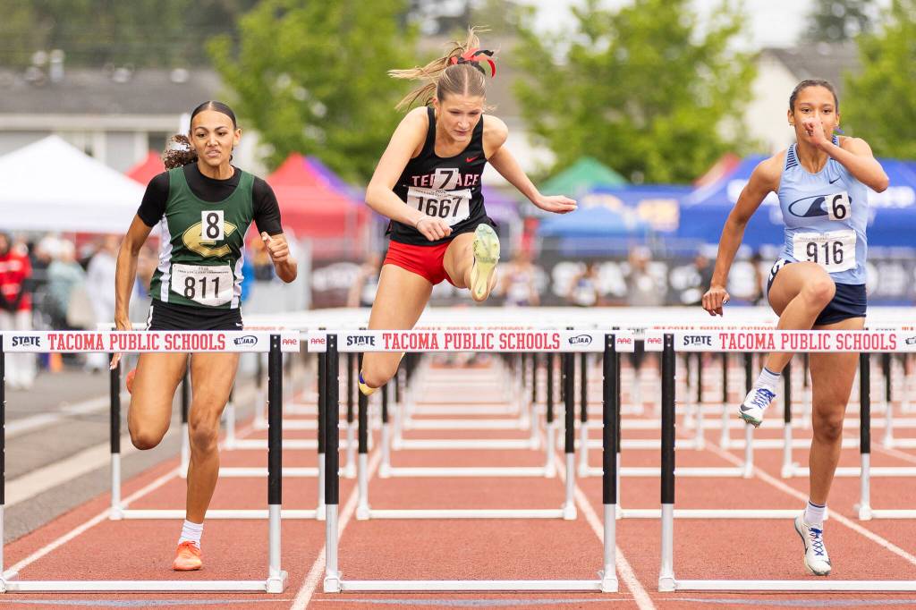 Mountlake Terraces Brynlee Dubiel runs in the 3A 100M hurdles final during the WIAA State Track & Field Championships on Friday, May 29, 2026 in Tacoma, Washington. (Olivia Vanni / The Herald)