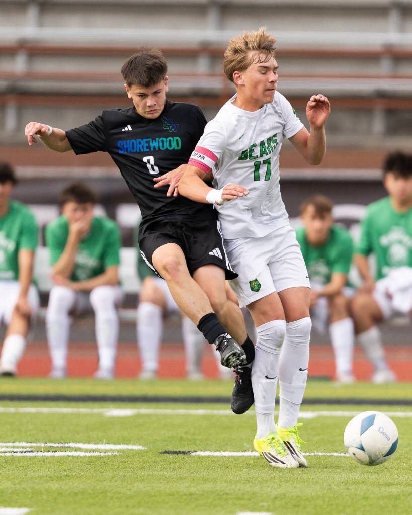 Shorewoods Elias Magallanes and Bishop Blanchets Max Ames compete for the ball during the 3A state semifinal game on Friday, May 29, 2026 in Puyallup, Washington. (Olivia Vanni / The Herald)