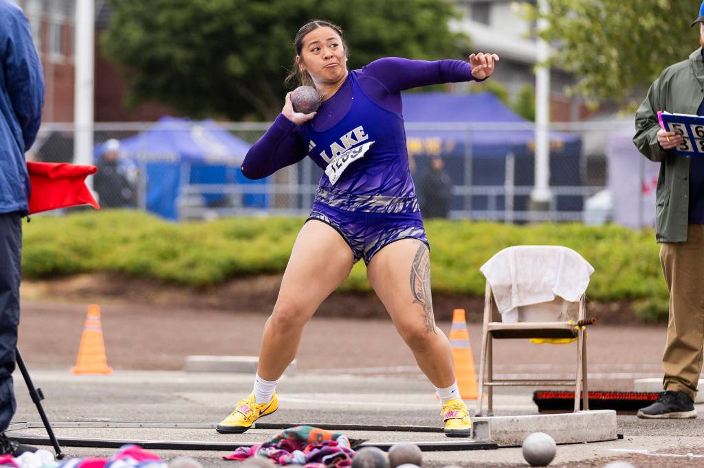 Lake Stevens girls track starts new era with second-place in 4A