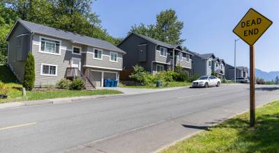 A dead end sign is visible at the entrance to a development along Sultan Basin Road on Thursday, May 28, 2026 in Sultan, Washington. (Olivia Vanni / The Herald)