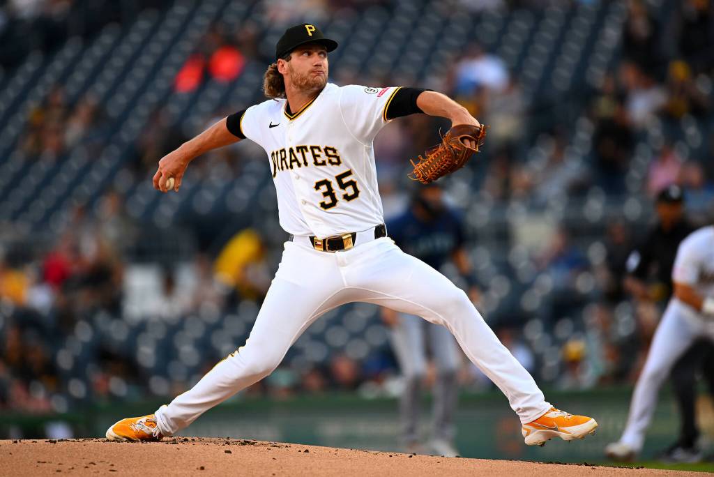 Mariners fall hard in blowout loss to Pittsburgh Wednesday - HeraldNet