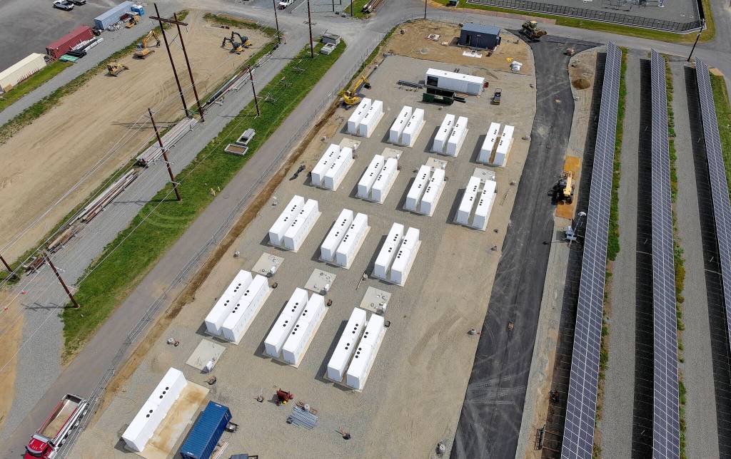An aerial view of the white and newly installed Tesla batteries on Snohomish County PUDs clean energy campus on Wednesday, July 1, 2026, in Arlington, Washington. (Krysta Rasmussen / Snohomish County PUD)
