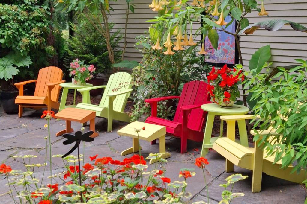 Sundays garden tour will take attendees through six private gardens and an event venue, which will offer food, art and music. (Provided photo)