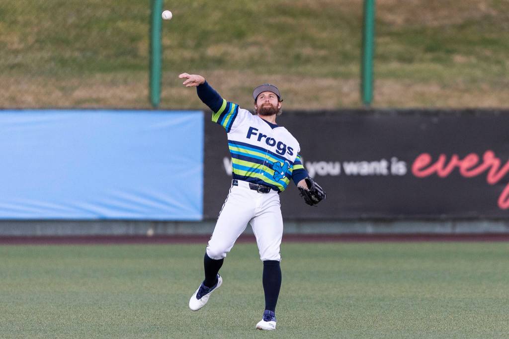 Brendan Donovan #33 of the Everett AquaSox makes a throw in from the outfield during the sixth inning against the Eugene Emeralds on Friday, July 24, 2026 in Everett, Washington. (Olivia Vanni / The Herald)