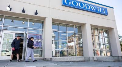 People exit the Goodwill on Hoyt Avenue on Monday, Aug. 3, 2026, in Everett, Washington. (Olivia Vanni / The Herald)