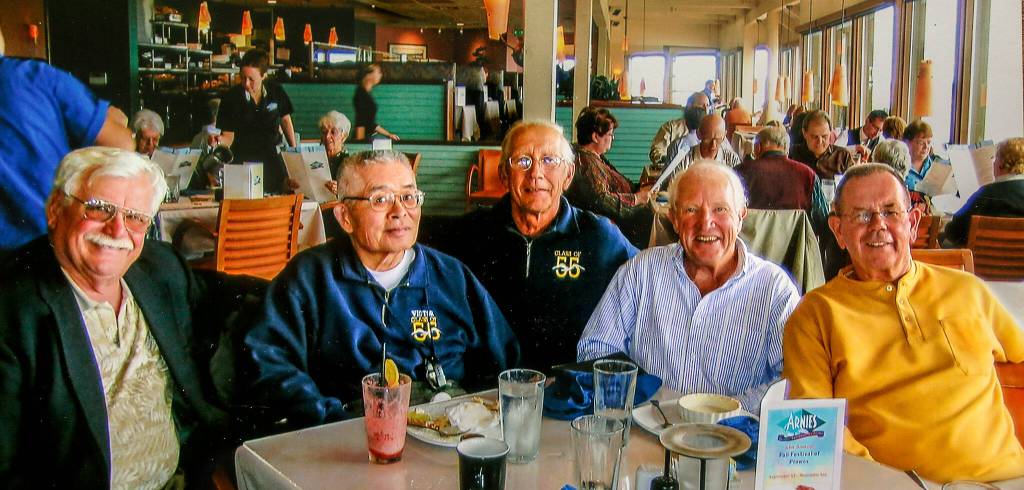 From left, friends from Everett Highs class of 1955, Jack Holl, Victor Hirakawa, Jerry Solie, Wally Hall, and Larry ODonnell have lunch at Arnies in Edmonds Sept. 19, 2007. Victor Hirakawa died Oct. 7.